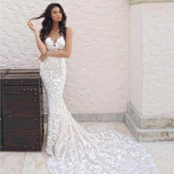 Original Enzoani Lesly wedding dress! - Picture 8 of 8